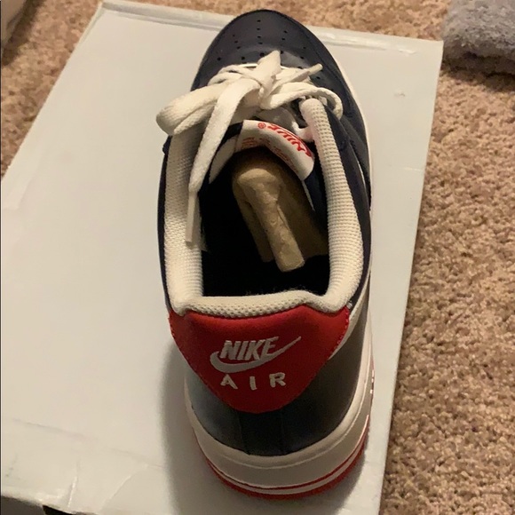 Air Force 1 nikes - Picture 4 of 4